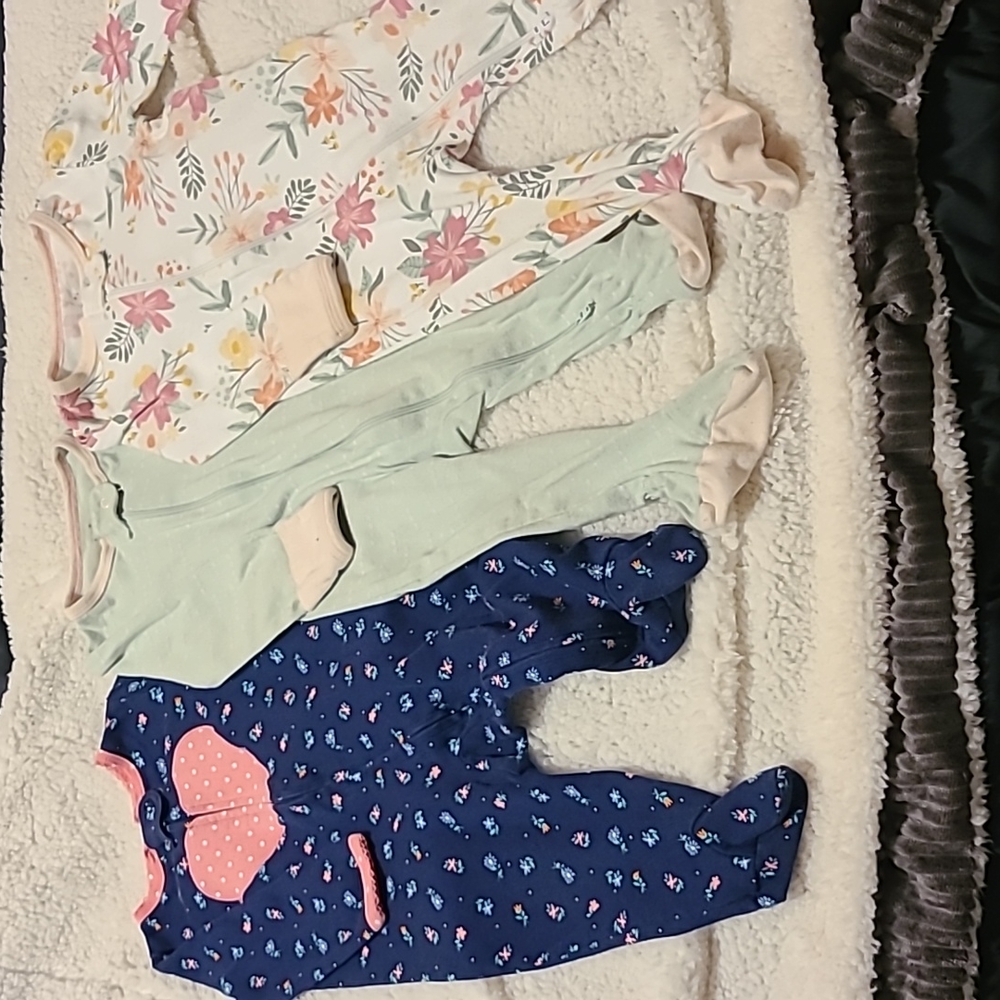 3 Zipper Sleepers